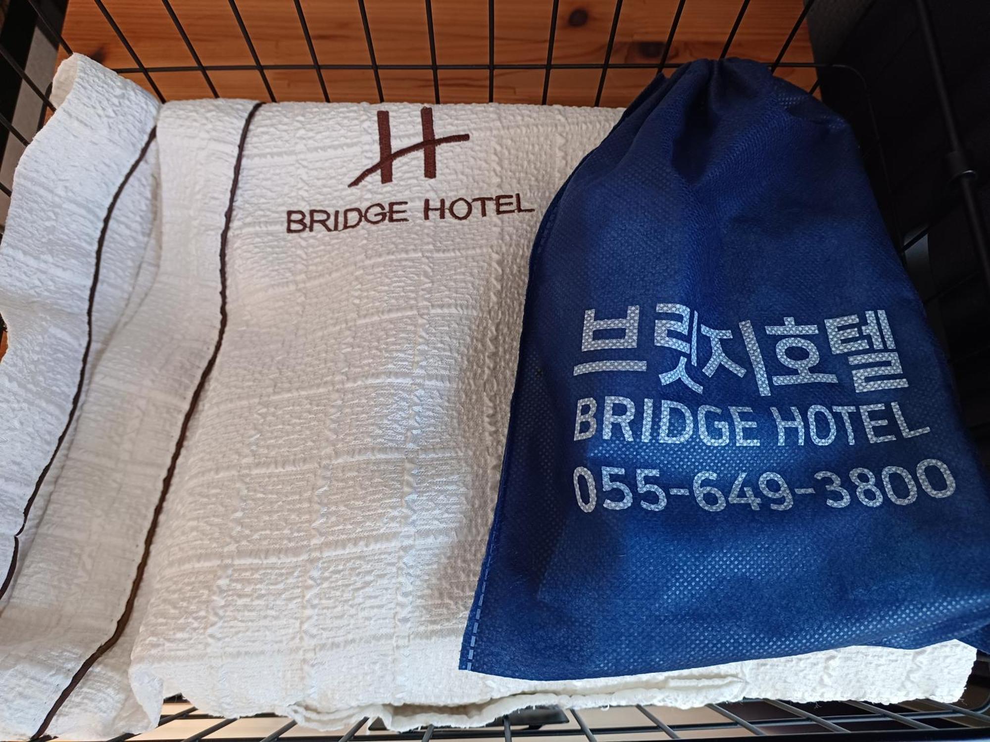 Tongyeong Bridge Hotel Esterno foto